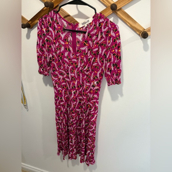 NWOT- DIANE VON FURSTENBERG - Jenna Printed Crepe Dress - Picture 2 of 8